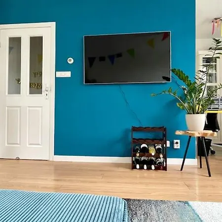 110m2 Modern With 2 Bedrooms! Apartamento